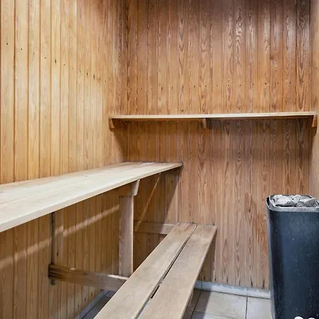 Gorgeous In With Kitchen Feriehus