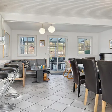 Gorgeous In With Kitchen Hébergement de vacances *