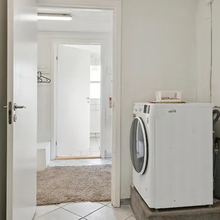 Feriehus Gorgeous In With Kitchen Otterup