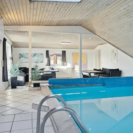 Feriehus Gorgeous In With Kitchen