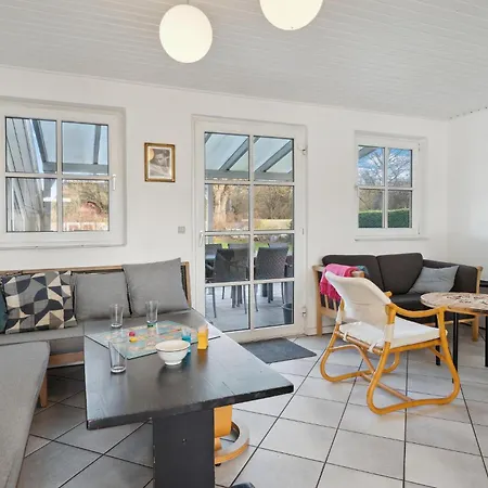 Holiday home Gorgeous In With Kitchen Otterup