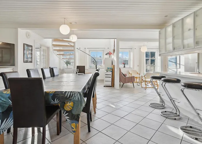 Gorgeous In With Kitchen Hébergement de vacances *