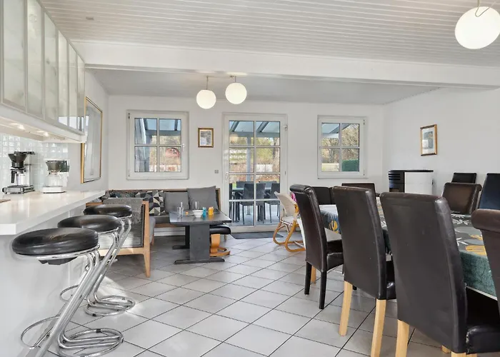 Gorgeous In With Kitchen Hébergement de vacances *